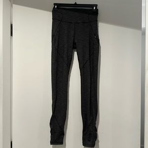 Lululemon leggings with zipper pockets